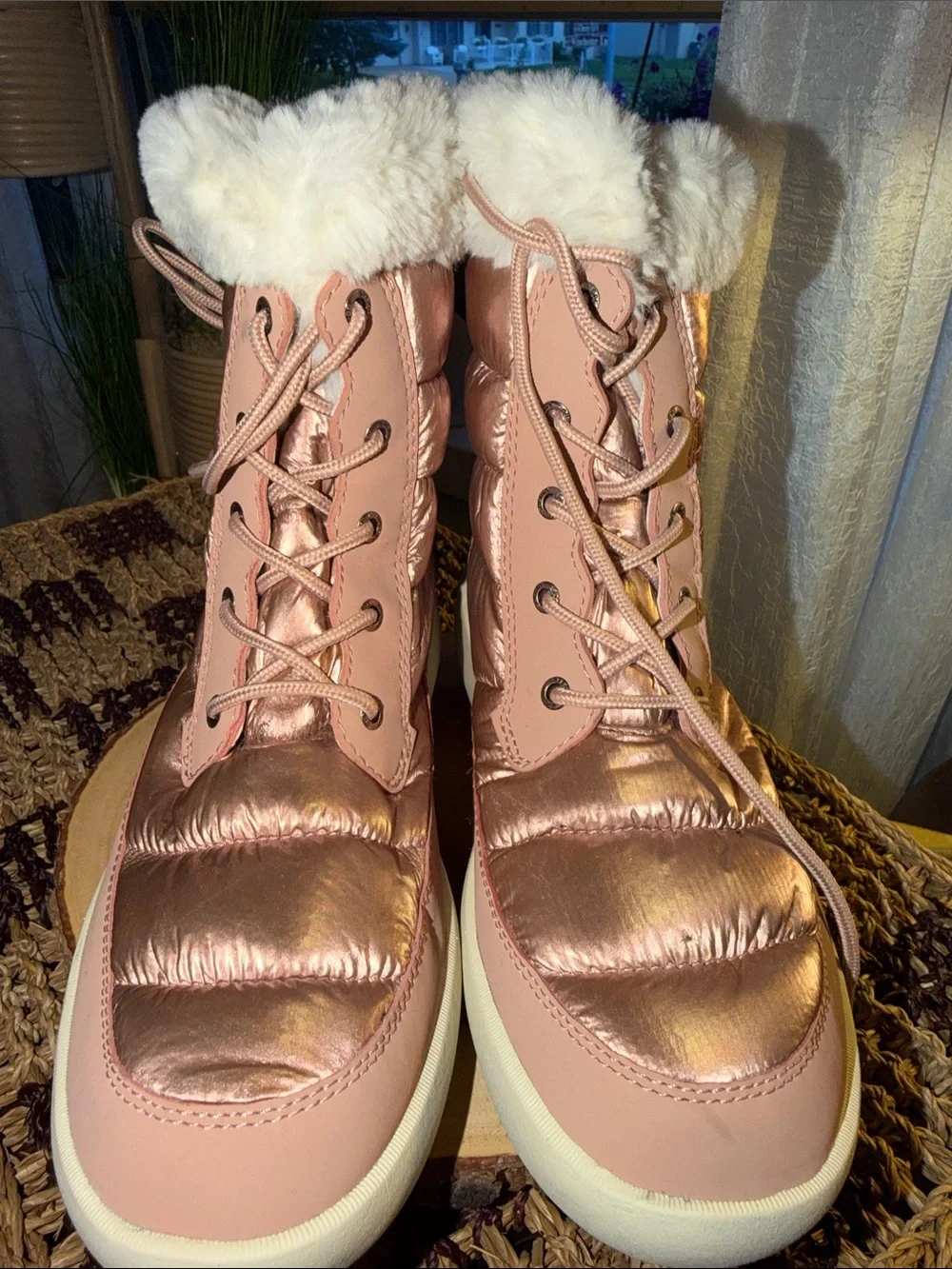 Sperry Bearing PLUSHWAVE Metallic Pink Snow Boots Faux Fur Women’s 7.5